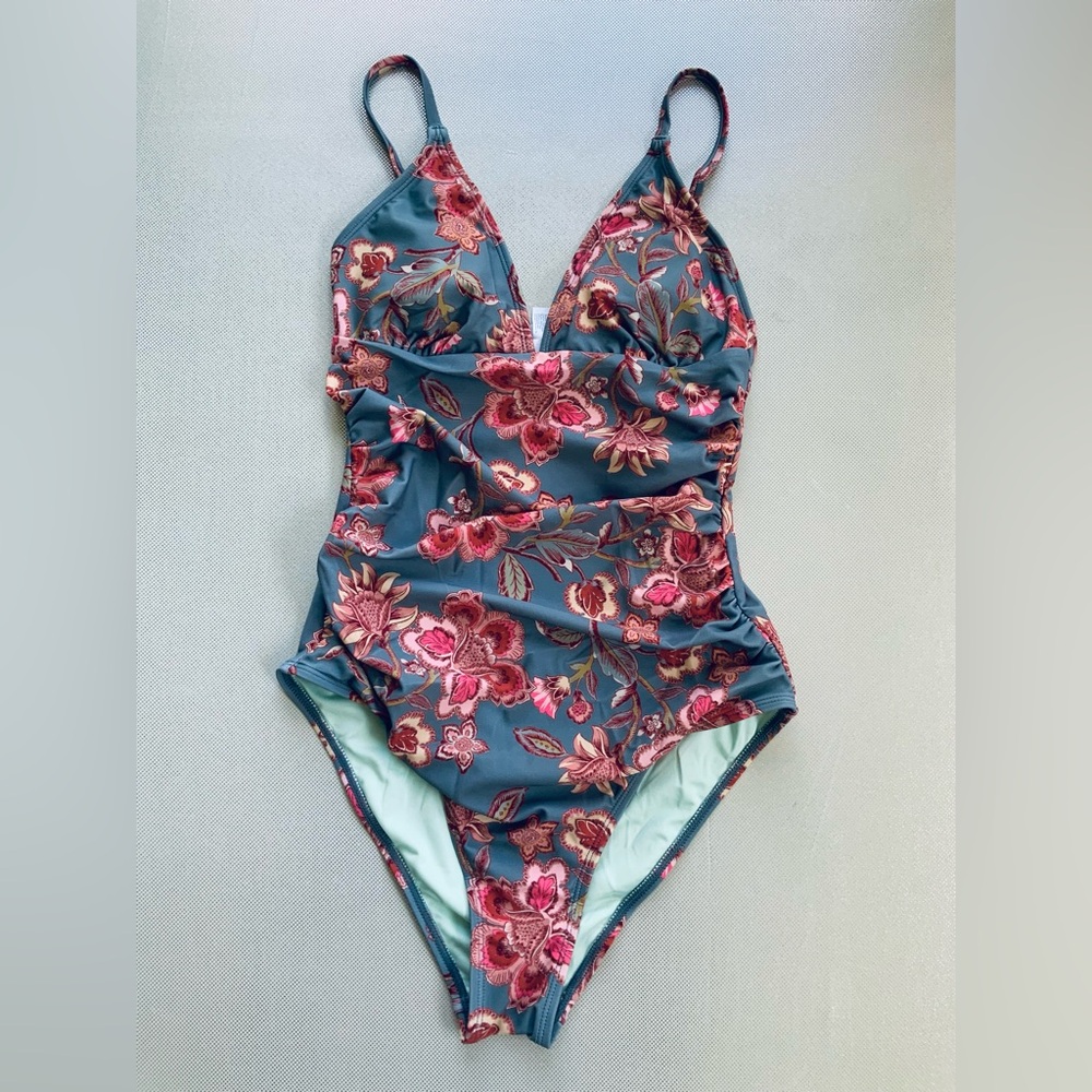 One Piece Women’s Swimsuit